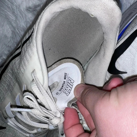 Nike Mens size 13 Zoom Pegasus Running Shoe White with Colorful Detailing - Picture 6 of 6